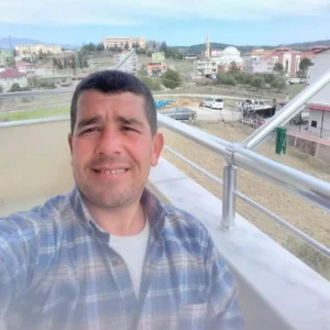 Abdest alırken kalp krizinden öldü Abdest alırken kalp krizinden öldü