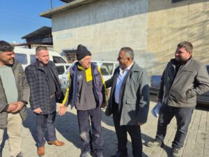 Akdağ, sanayi esnafının sorunlarını yerinde dinledi (2) Akdağ, sanayi esnafının sorunlarını yerinde dinledi (2)