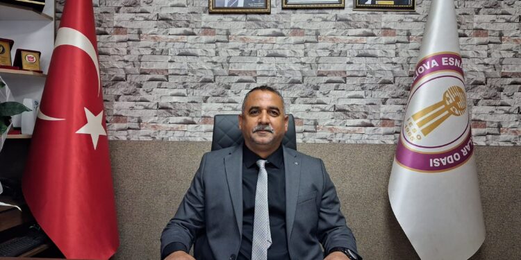 Akdağ’dan İncirliova esnafına bayram müjdesi