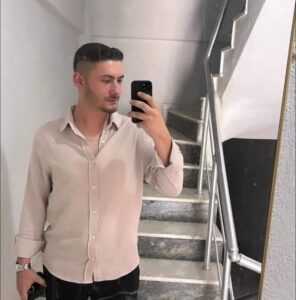 Motosikletle direğe çarpan Ali hayatını kaybetti