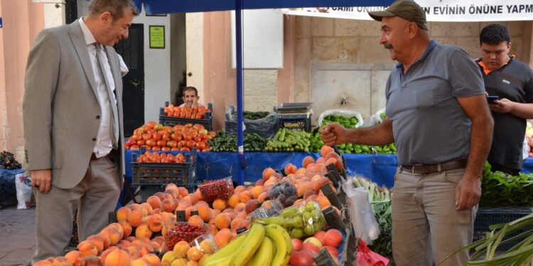 Alışverişinizi yerel esnaftan yapın, Aydın kazansın