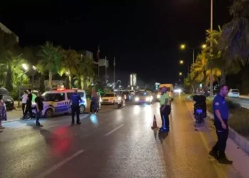 Alkollü sürücünün kullandığı otomobilin çarptığı yaya öldü