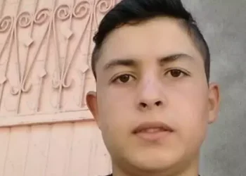 Ampul değiştirirken akıma kapılıp öldü