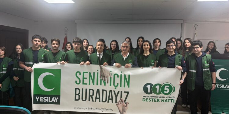 Aydın Lisesi’nde Yeşilay Haftası’na özel müzik dinletisi (2)
