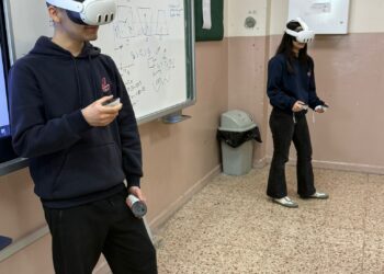 Aydın Lisesi’nde sanal gerçeklik (VR) dönemi başladı (2)