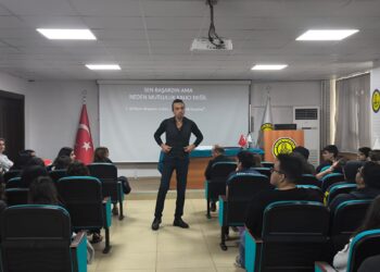 Aydın Lisesi’nde sınav öncesi moral desteği