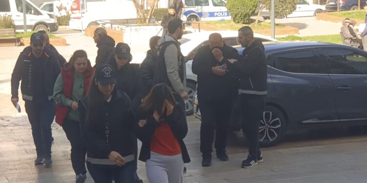 Aydın merkezli 2 ilde 'yeşil reçete' operasyonunda 3 tutuklama