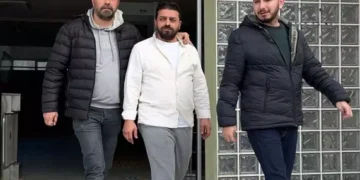 Aydın’da 100 bin TL rüşvet isteyen kuzenler tutuklandı