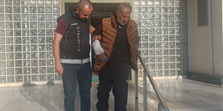 Aydın’da 500 gram uyuşturucuyla yakalandılar (1)