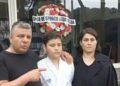 Aydın’da baba belediye önüne siyah çelenk bıraktı