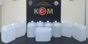 Aydın’da durdurulan otomobilden alkol çıktı