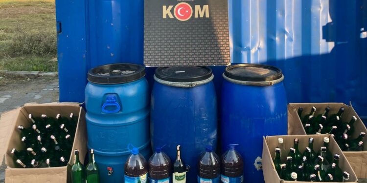 Aydın’da eş zamanlı operasyon: 374 litre sahte alkol el geçirildi