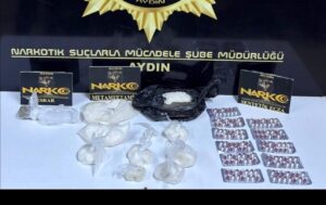 Aydın’ın Efeler İlçesinde polisin bir eve yaptığı operasyonda 1 kilo