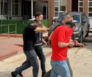 Aydın’da film gibi takip Araçlara çarpıp kaçtılar