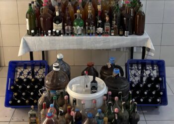 Aydın’da kaçak alkol operasyonu 3 gözaltı