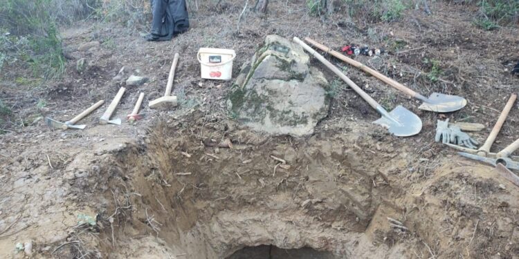 Aydın’da kaçak kazıya 5 gözaltı (1)