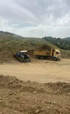 Aydın'da kepçe operatörü kayan toprağın altında öldü