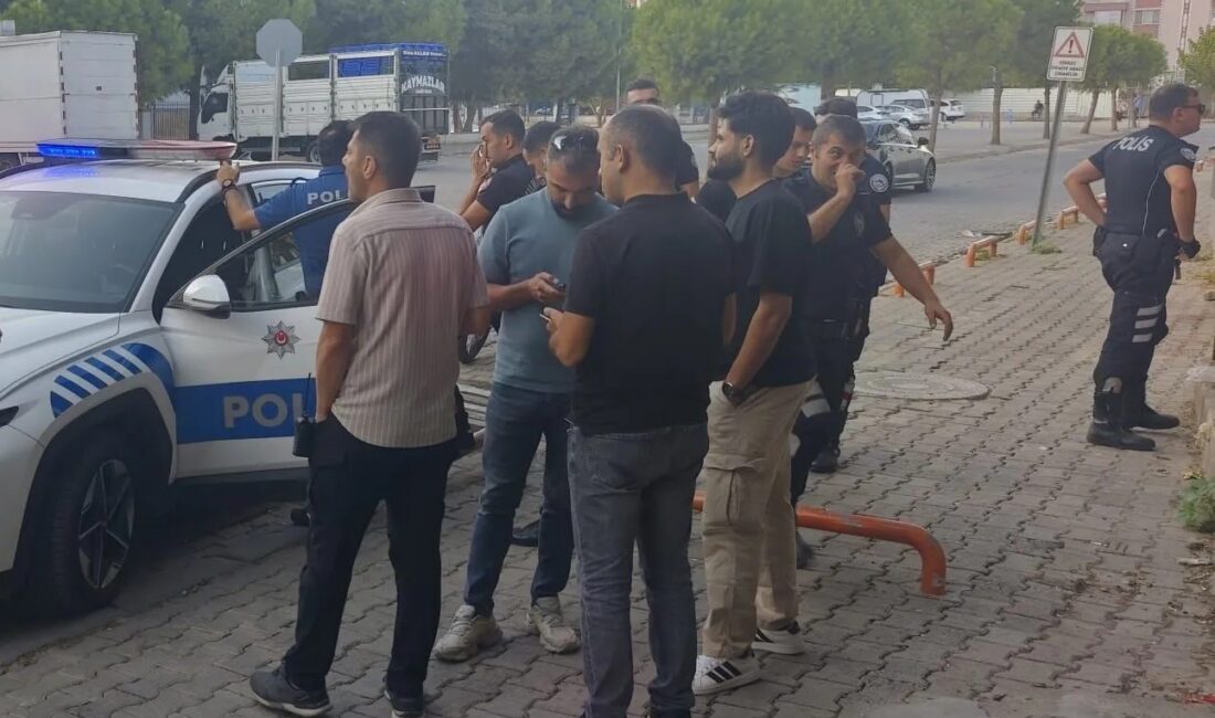 Aydın’da lise önünde pompalı tüfekle yakalandı Aydın’ın Efeler ilçesinde okul çevresinde pompalı tüfek taşıdığı öne sürülen