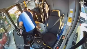 Aydın’da otobüs şoförü hayat kurtardı Aydın’da otobüs şoförü hayat kurtardı