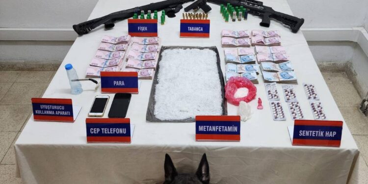 Aydın’da uyuşturucu operasyonu: 33 gözaltı