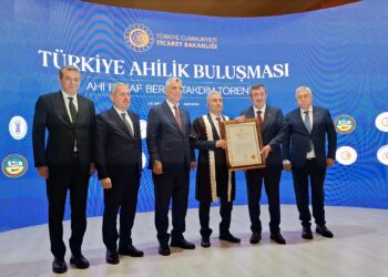 Aydın’ın Ahisi İsmail Gülter’e Ahi Esnaf Beratı (2)