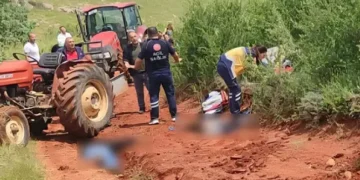 Baba ile oğul traktör kazasında öldü