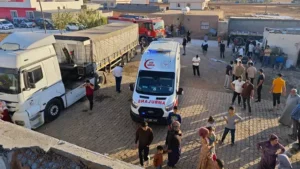 Babasının kullandığı TIR'ın altında kalan bebek öldü Babasının kullandığı TIR'ın altında kalan bebek öldü