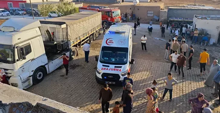 Babasının kullandığı TIR'ın altında kalan bebek öldü