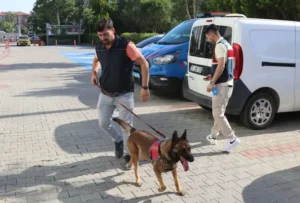 Baro Başkanı ve avukatlar uyuşturucudan gözaltına alındı Baro Başkanı ve avukatlar uyuşturucudan gözaltına alındı