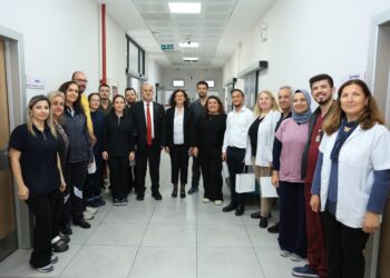 Başkan Kaya'dan diş hekimlerine anlamlı ziyaret (1)