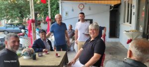 Aydın’ın İncirliova İlçesinde işletmeciliğini yaptığı kahvehaneyi bayramda düğün salonu gibi