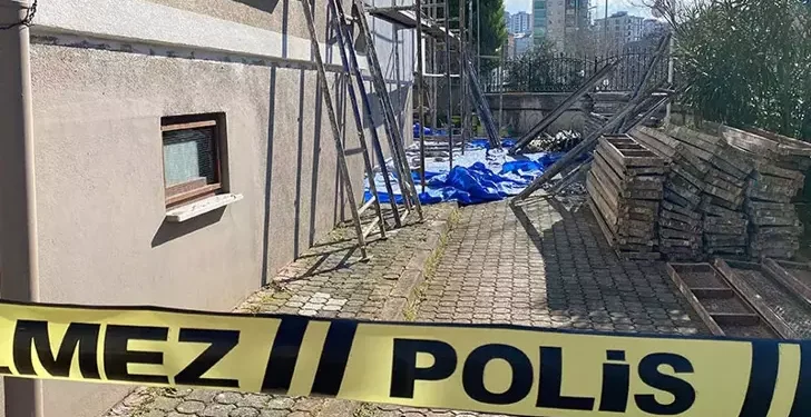 Belindeki halat kopunca 3’üncü kattan düştü