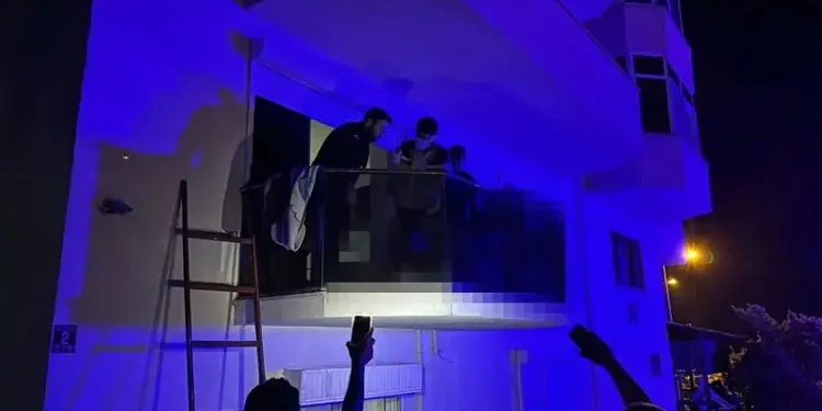 Birlikte alkol aldığı erkek arkadaşı tarafından öldürüldü