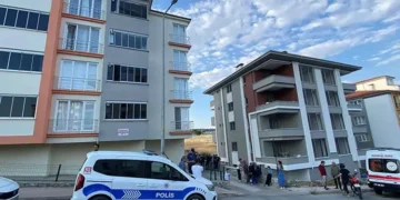 Boşanma aşamasındaki çift, yanan evde ölü bulundu