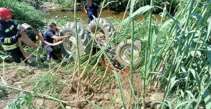 Bozdoğan’da devrilen traktör can aldı