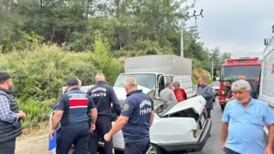 Bozdoğan’daki feci kaza: 1 ölü 2 yaralı Aydın'ın Bozdoğan ilçesinde kamyonet ile çarpışan otomobildeki Yusuf Akçay hayatını