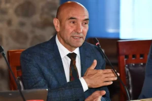 İzmir Cumhuriyet Savcılığı tarafından İzmir Büyükşehir Belediyesi’ne yönelik “yolsuzluk” ve