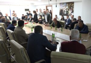 CHP İncirliova’da Karıştı Meclis toplantısında sert tartışma (2)