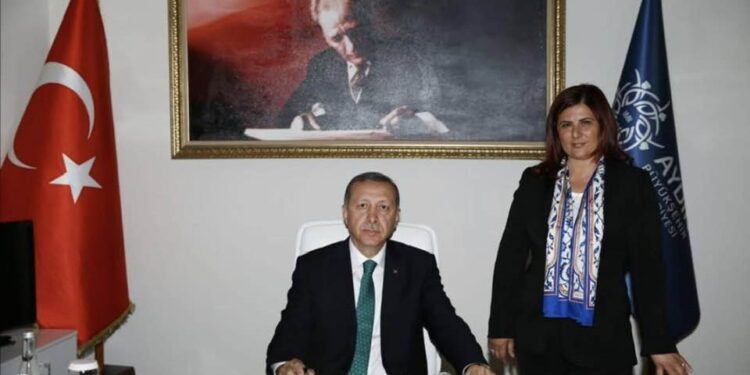 CHP'li vekil doğruladı Özlem Çerçioğlu AK Parti'ye geçiyor