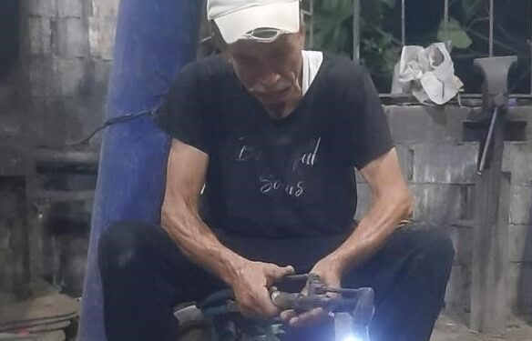 Çatıdan düşen demirci ustası hayatını kaybetti