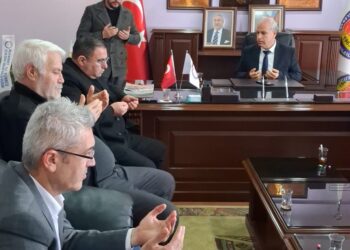 Çeyrek asırlık başkanı devirip göreve dualarla başladı (3)