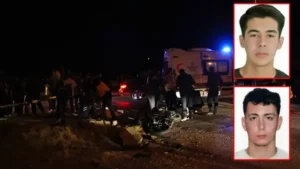 Çöp kamyonuyla çarpışan motosikletteki 2 kişi öldü Çöp kamyonuyla çarpışan motosikletteki 2 kişi öldü