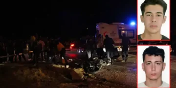 Çöp kamyonuyla çarpışan motosikletteki 2 kişi öldü