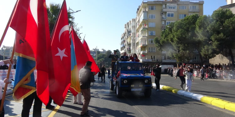 Cumhuriyet’in 101. Yılı Aydın’da coşkuyla kulandı