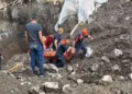 Define ararken kazdıkları tünel çöktü; 1 ölü