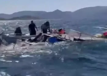 Denizde facia Ölümden son anda kurtarıldılar