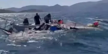 Denizde facia Ölümden son anda kurtarıldılar