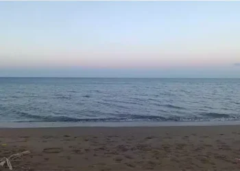 Denize giren 3 öğrenciden 2'si boğuldu