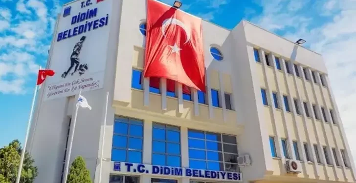 Didim Belediyesi'ne operasyon 5 gözaltı