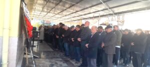 Doğalgazdan zehirlenen anne ve kızı toprağa verildi (5) Doğalgazdan zehirlenen anne ve kızı toprağa verildi (5)